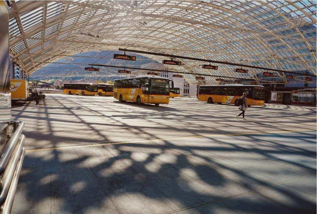 Returns tracking dashboard